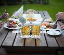 Brotzeit draußen im Landgasthof Sauer Willingen-Eimelrod