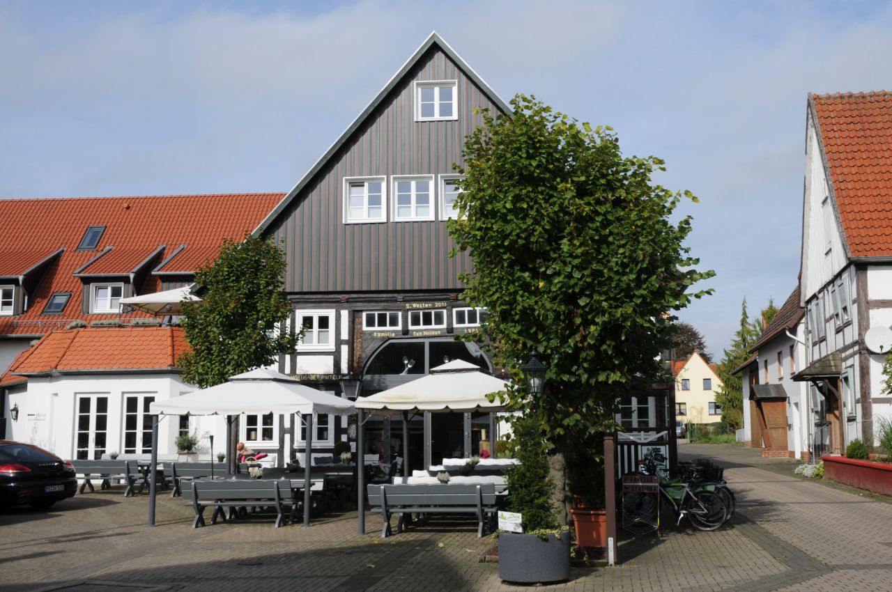 Hotel Deele Warburg  2 