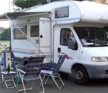 Wohnmobil auf Stellplatz Marsberg