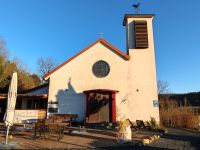 Blick auf die St. Albert's Distillery in Haueda, Foto:Touristik Service Waldeck-Ederbergland GmbH